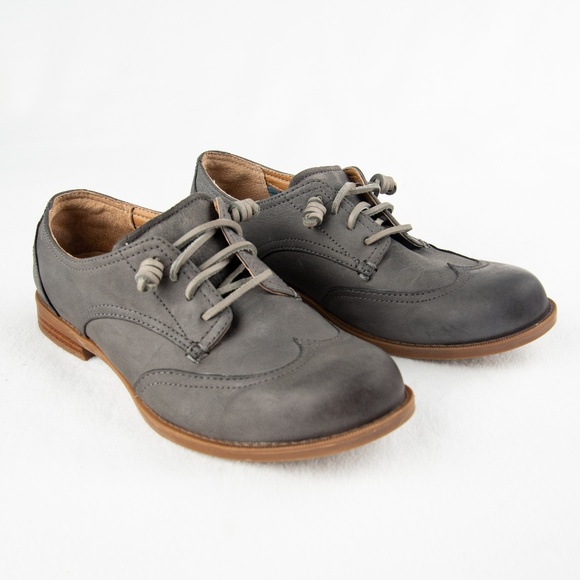 Sperry Shoes - Women Sperry Top-Sider Devon Ivy Oxfords.